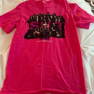 Sur shirt size small with original Vanderpump Rules Cast season 1